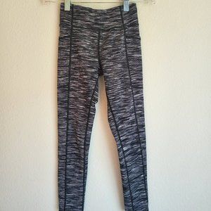 Zella pocket leggings, size M